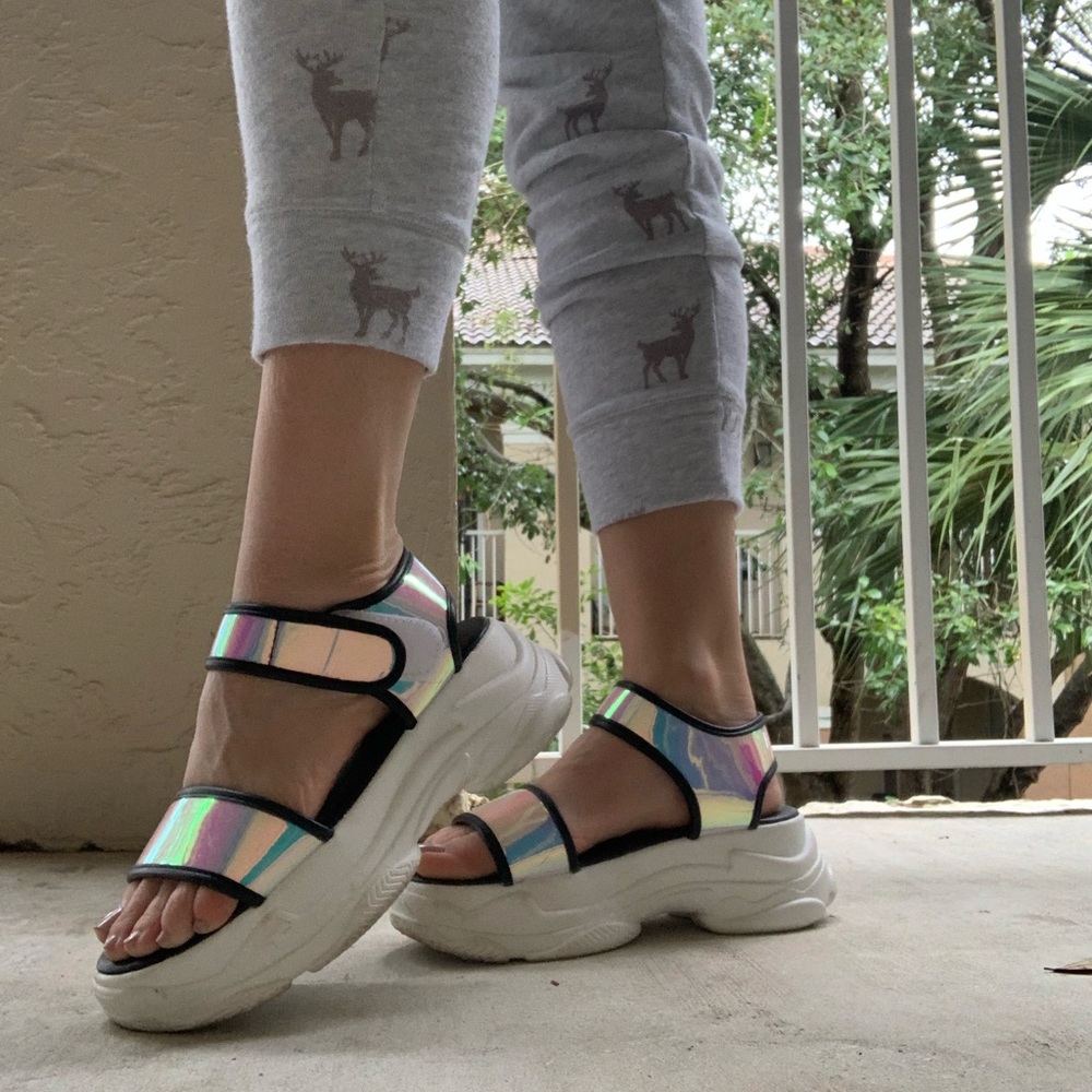 Trendy wedge high top sandals